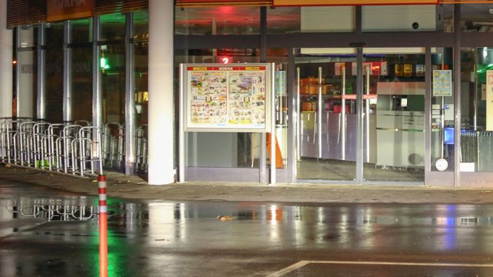 Tatort Supermarkt: Mann sticht auf Vierjährige ein