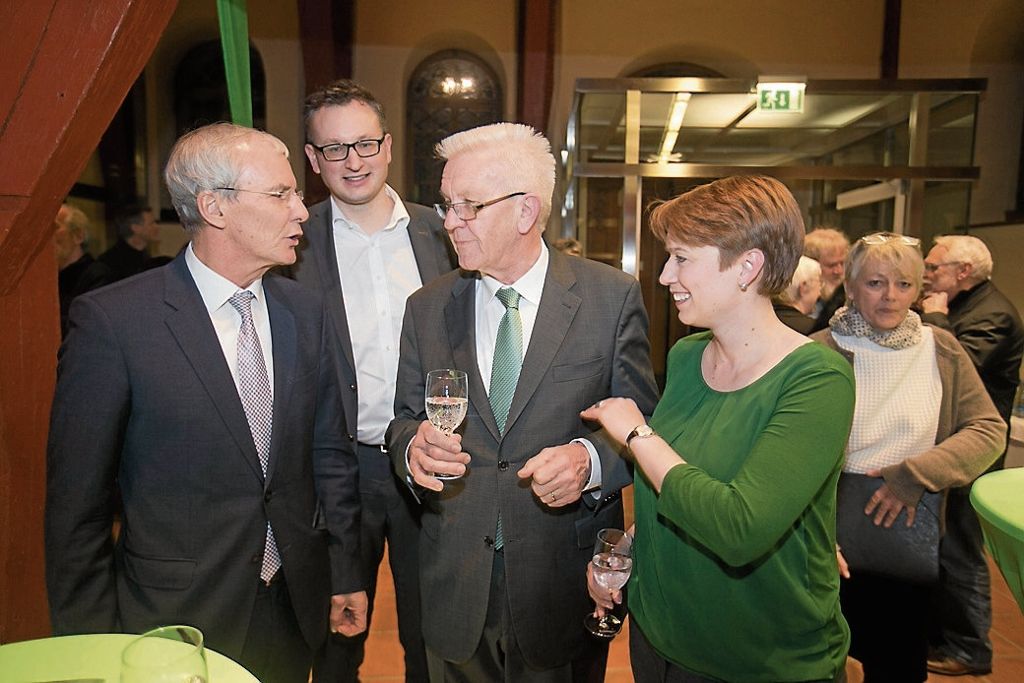 ESSLINGEN:  Ministerpräsident Kretschmann plädiert beim Neujahrsempfang der Grünen für einen anderen Umgang in der Politik: Respekt und Toleranz statt Wut und Hass