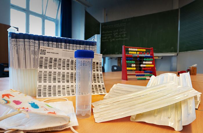 Pilotversuch in  Stuttgart: Schulen steigen aus PCR-Pooltests gleich wieder aus