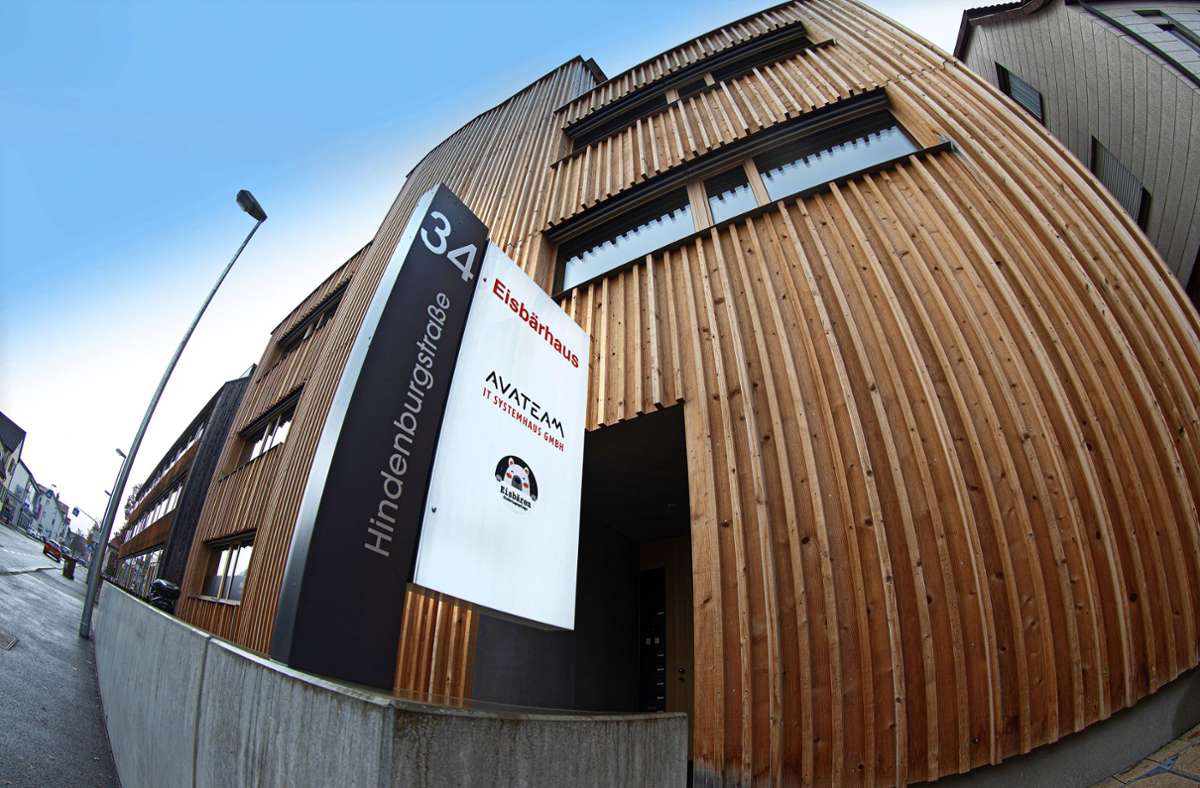 Nachhaltiges Eisbärhaus in Kirchheim: Vorbildliches Holz-Hybrid-Gebäude