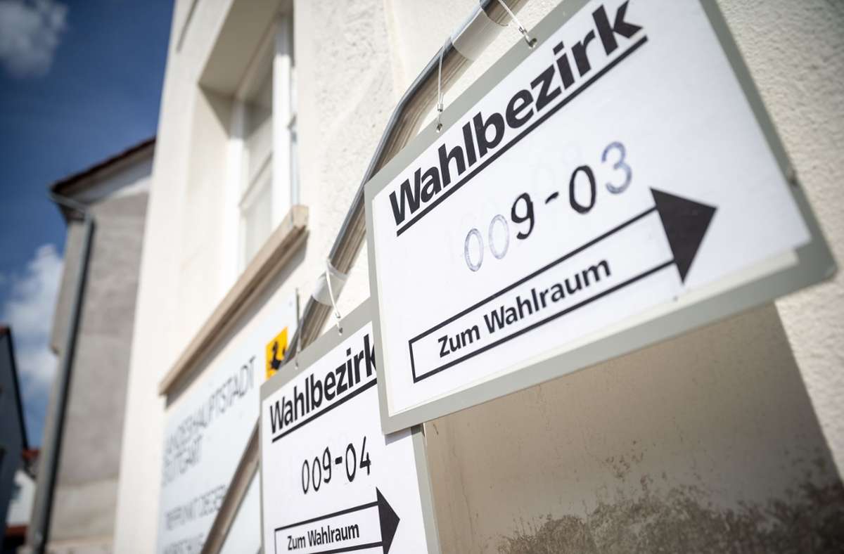 OB-Wahl in Stuttgart am 8. November: Die OB-Kandidaten stehen Schlange