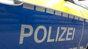 Unfallflucht bei Mundelsheim: VW gerät auf Gegenfahrbahn
