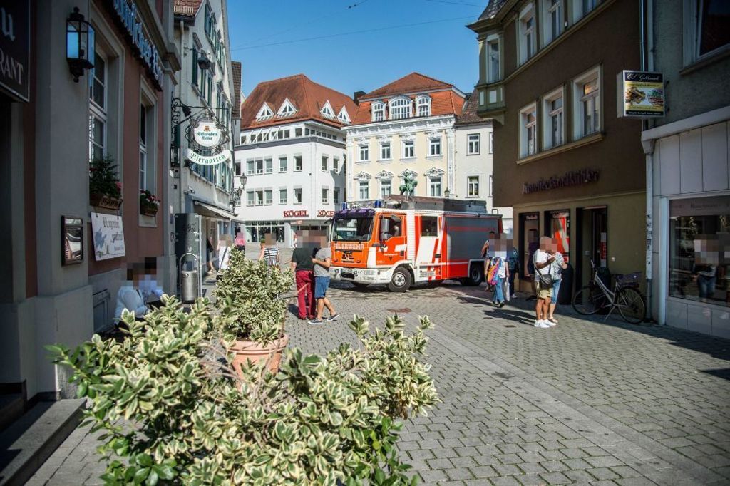 Messungen ergaben, dass die Ursache für den Geruch Kühlmittel war: Gasgeruch: Innere Brücke in Esslingen gesperrt