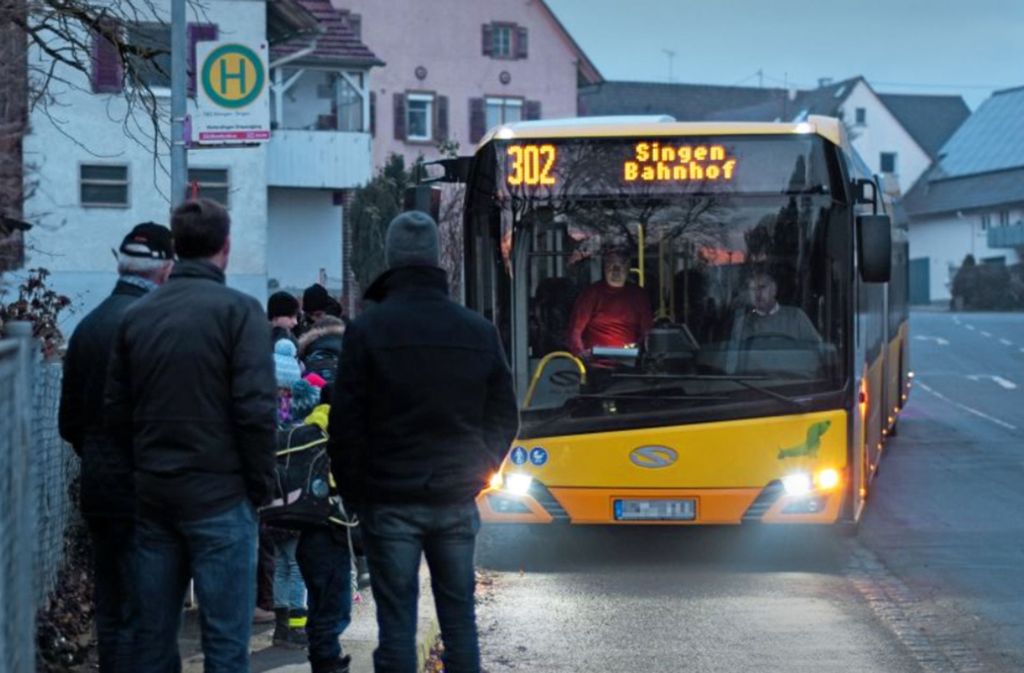 Ärger im Kreis Konstanz: Bus-Chaos: Landrat greift durch