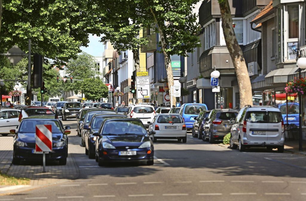 Hindenburgstraße wird 2019 umgebaut – Projekt zur E-Mobilität startet – ADFC sieht in der Stadt noch kein fahrradfreundliches Klima: Stadtbahnanschluss Meilenstein in Ostfilderns Stadtgeschichte