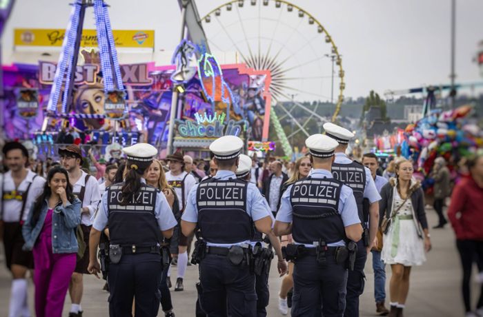 Cannstatter Volksfest hat begonnen: So lief der Auftakt für die Polizei