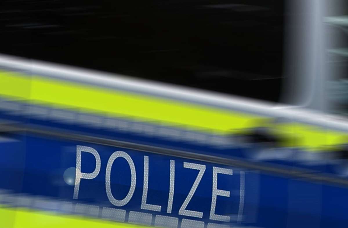 Arsenalplatz in Ludwigsburg: Jugendliche von Gleichaltrigen bedroht und beraubt – Zeugen gesucht
