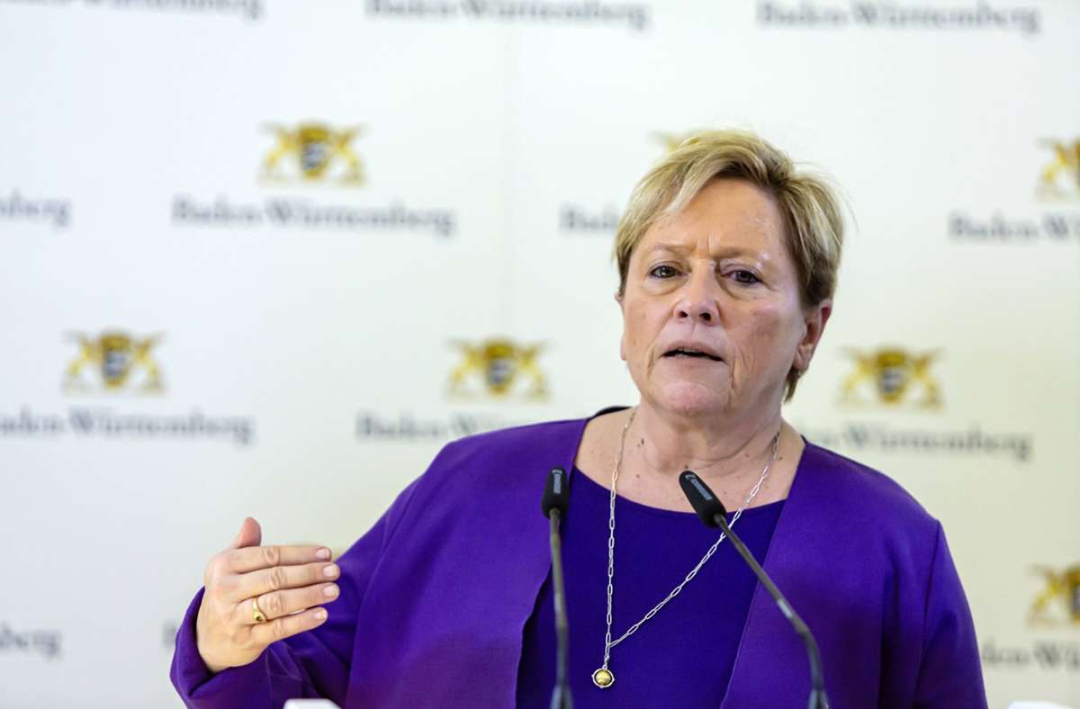 Schulöffnung bleibt strittig: Es wird einsam um Ministerin Susanne Eisenmann