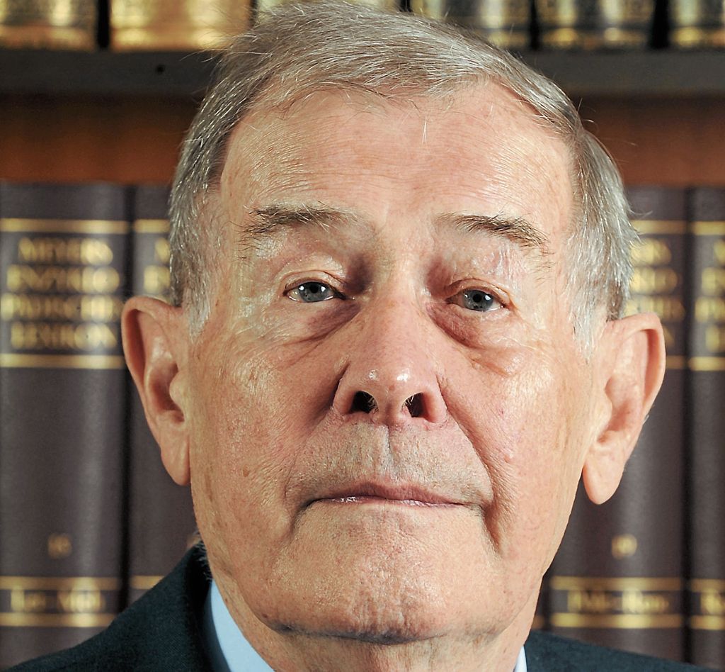 Der Stuttgarter Holocaustforscher Eberhard Jäckel ist im Alter von 88 Jahren gestorben - Mitinitiator des Berliner Holocaust-Mahnmals: Historiker mit moralischem Anspruch
