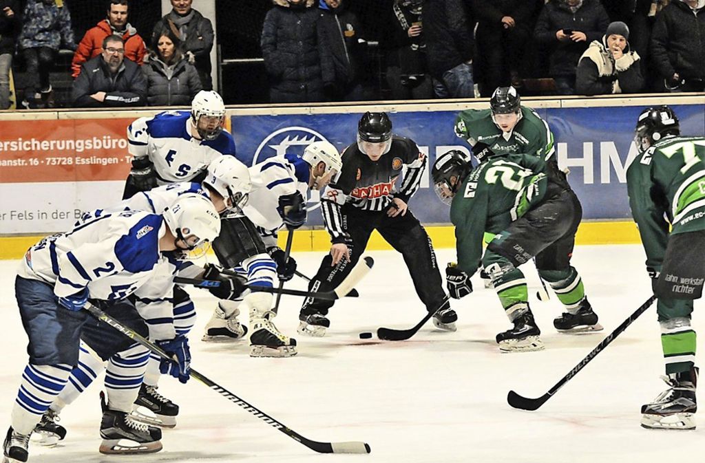 Die ESG Esslingen tritt erneut in der Eishockey-Landesliga an  – Vier Neuzugänge verstärken das Team: Der Meister will Meister werden