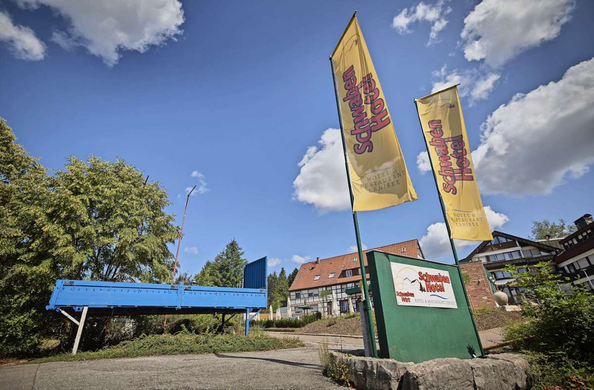 „Schandfleck“ in Kaisersbach: Ärger wegen Rostlauben im Grün