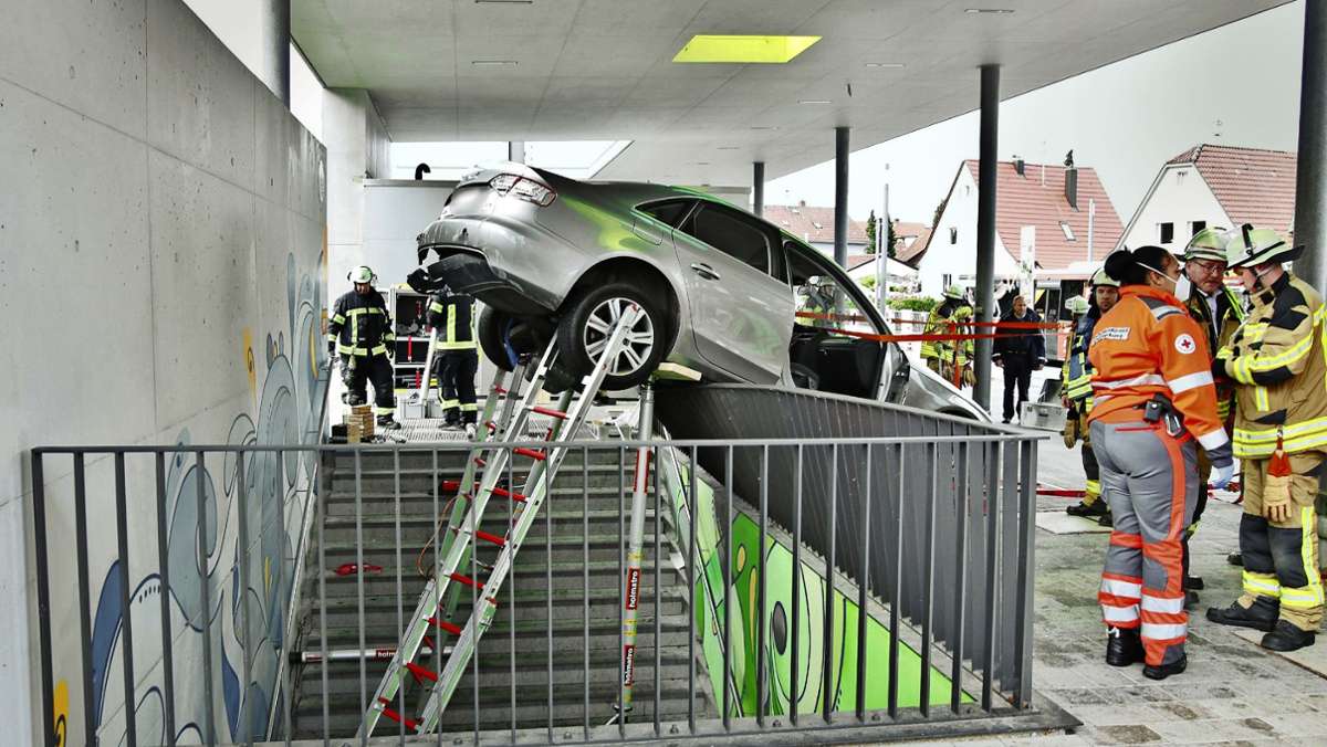 Unfallserie in  Stuttgart und Region: Automatikautos außer Kontrolle