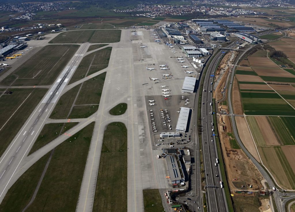 Kein Flugbetrieb vom 6. bis 22. April : Runway-Teilerneuerung am Stuttgarter Flughafen startet früher