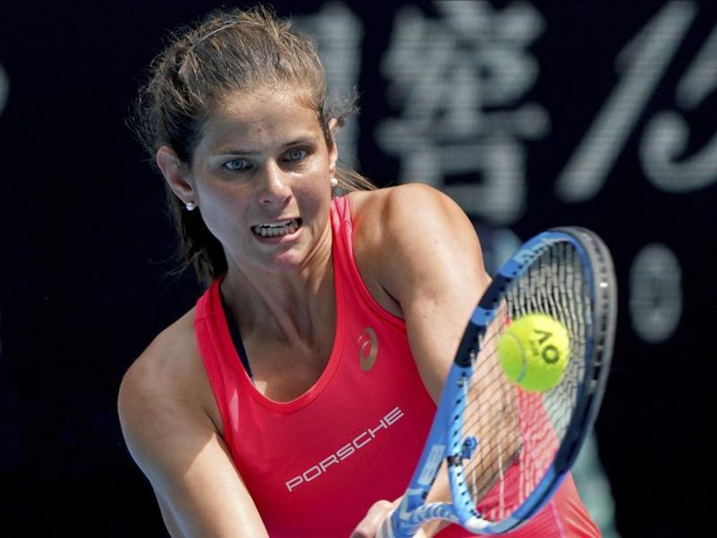 Julia Görges zieht souverän in die dritte Runde der Australian Open ein. Foto: Lee Jin-Man/AP/dpa