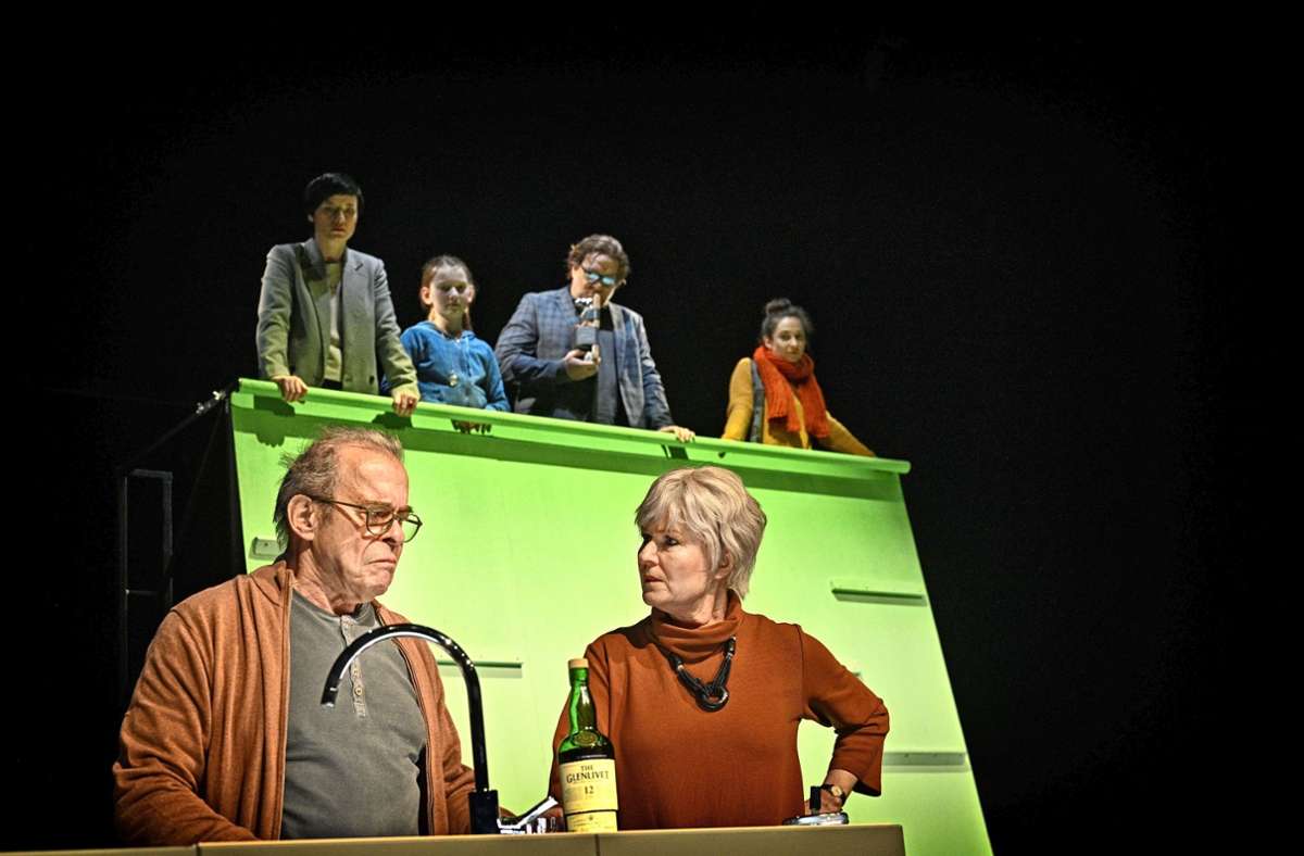 Theater im Gespräch am Esslinger Theater: Menschen hinter der Sterbehilfe-Debatte