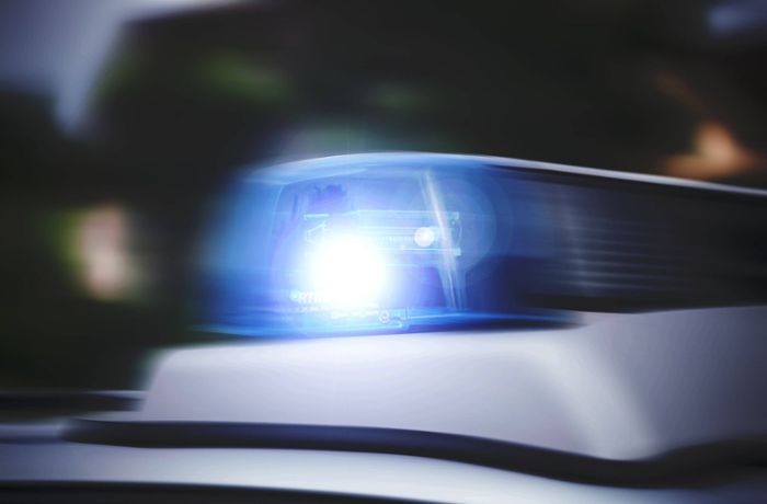 Auto in Welzheim beschädigt: Wer schoss auf die Windschutzscheibe?