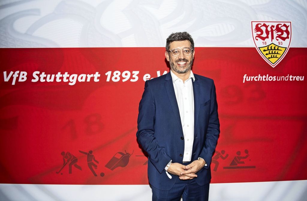 VfB-Präsident Claus Vogt besucht das Team in Spanien und spricht nicht nur über die hohen Erwartungen: VfB-Präsident Claus Vogt zu Besuch in Marbella