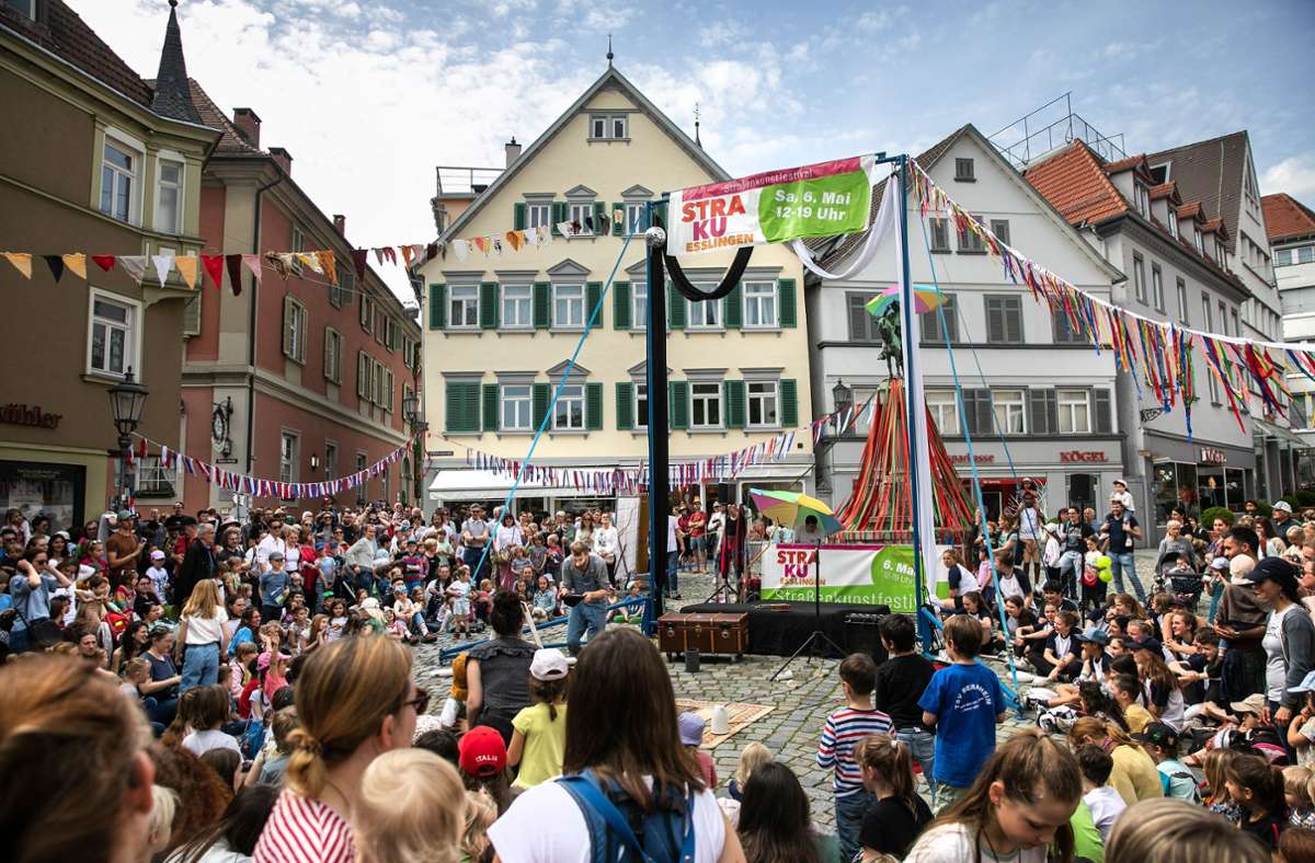 Straku-Festival Esslingen: Trubel in der Innenstadt
