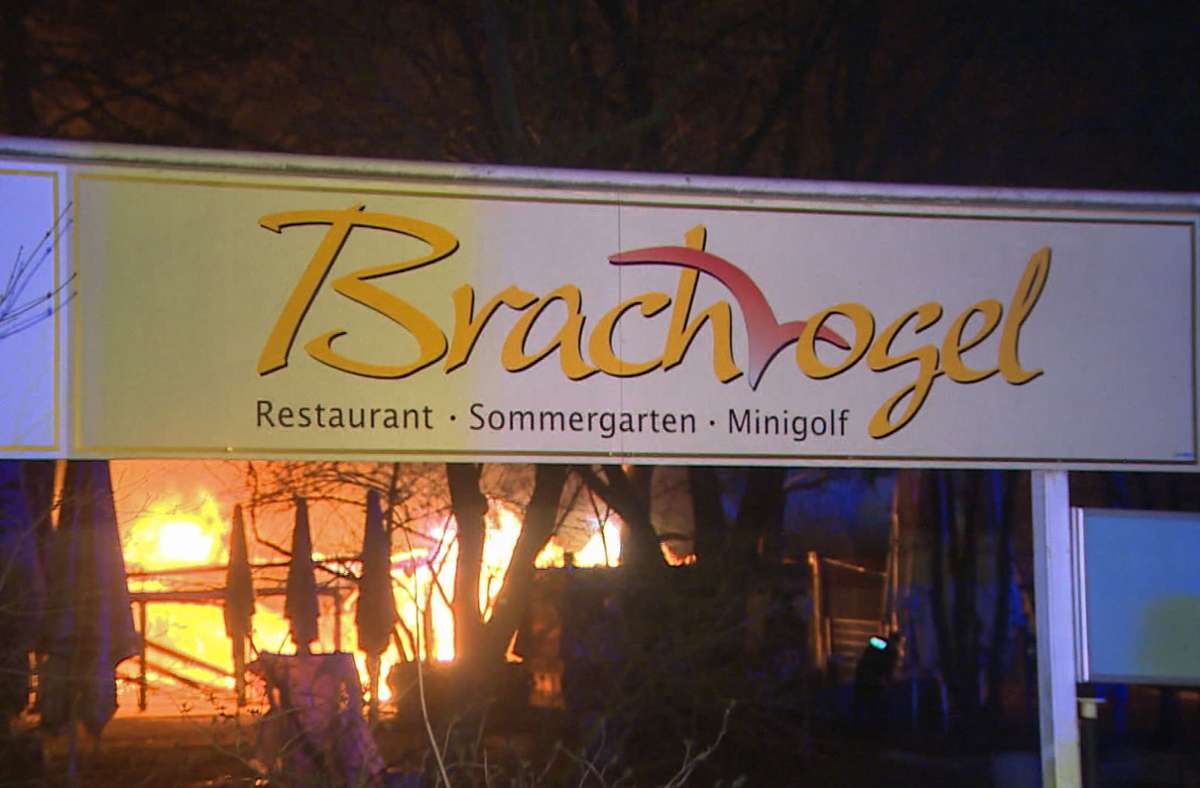 „Brachvogel“ in Berlin: Bekanntes Restaurant in Kreuzberg abgebrannt