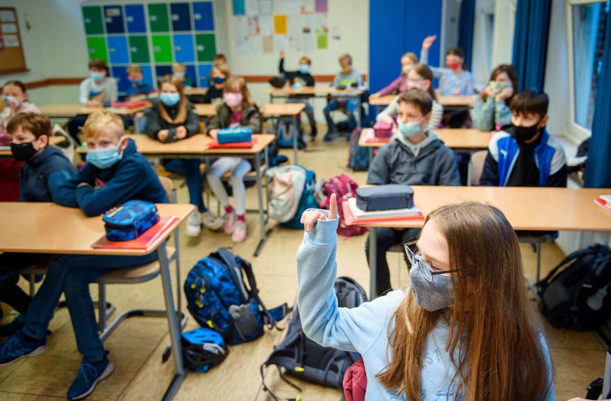 Infektionen in Schulen und Gastro: Wo das Virus unerkannt lauert