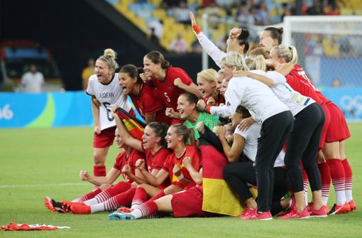 Ihren letzten großen Titel feierten die deutschen Fußball-Frauen mit dem Olympiasieg 2016 in Rio. Foto: imago images/Rene Schulz/imago sportfotodienst
