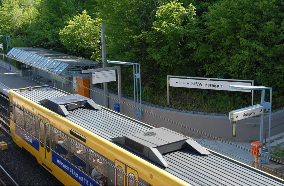 Sexualdelikt in Stuttgart: Stadtbahnfahrer hilft sexuell belästigter Frau