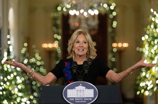 Jill Biden stellt die Weihnachtsdekoration im Weißen Haus vor. Foto: AFP/JIM WATSON
