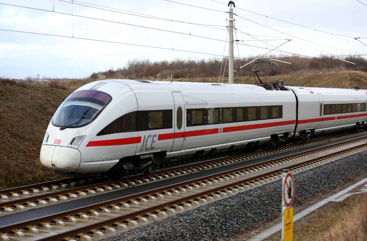 Pragtunnel Stuttgart: ICE-Panne: Zug steckt drei Stunden fest
