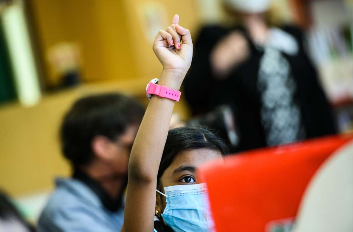 Coronavirus in Baden-Württemberg: Lehrer müssen im Lehrerzimmer Maske tragen