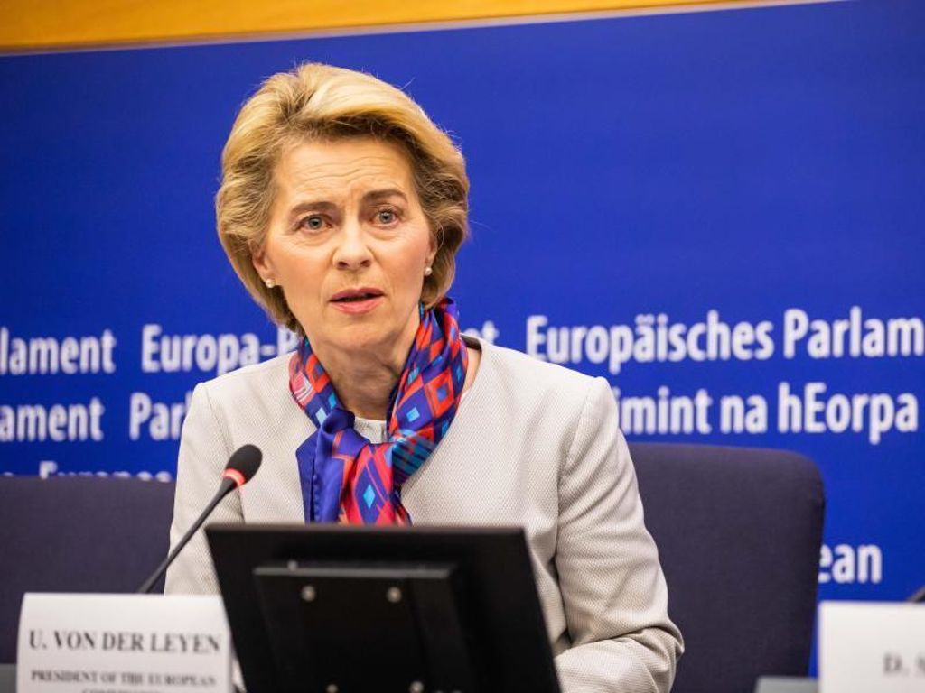 Die EU-Kommissionspräsidentin Ursula von der Leyen will eine Billion Euro Investitionen für eine Klimawende. Foto: Philipp von Ditfurth/dpa