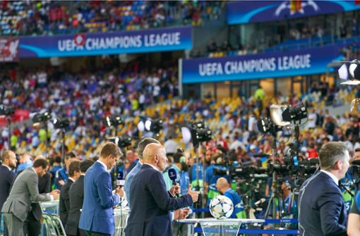 Die Champions League als Fernsehereignis: Aber welches Spiel ist am Ende auf welchem TV-Sender zu sehen? Foto: imago/ActionPictures/Peter Schatz