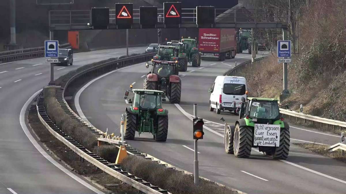 Bauernprotest in Stuttgart: Verkehrsverstöße von Traktorfahrern aufgezeichnet