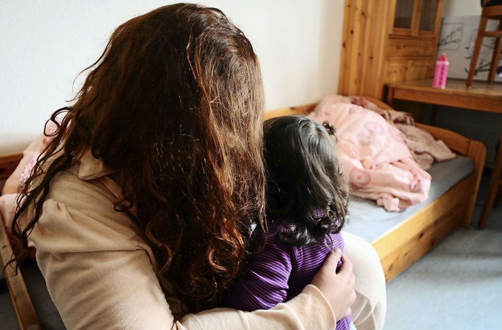 Zeitweise gibt es im ganzen Land keinen einzigen Platz: Esslinger Frauenhaus muss Hilfesuchende abweisen