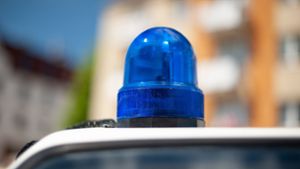 Unfall mit Fahrerflucht in Esslingen – Polizei bittet um Hinweise
