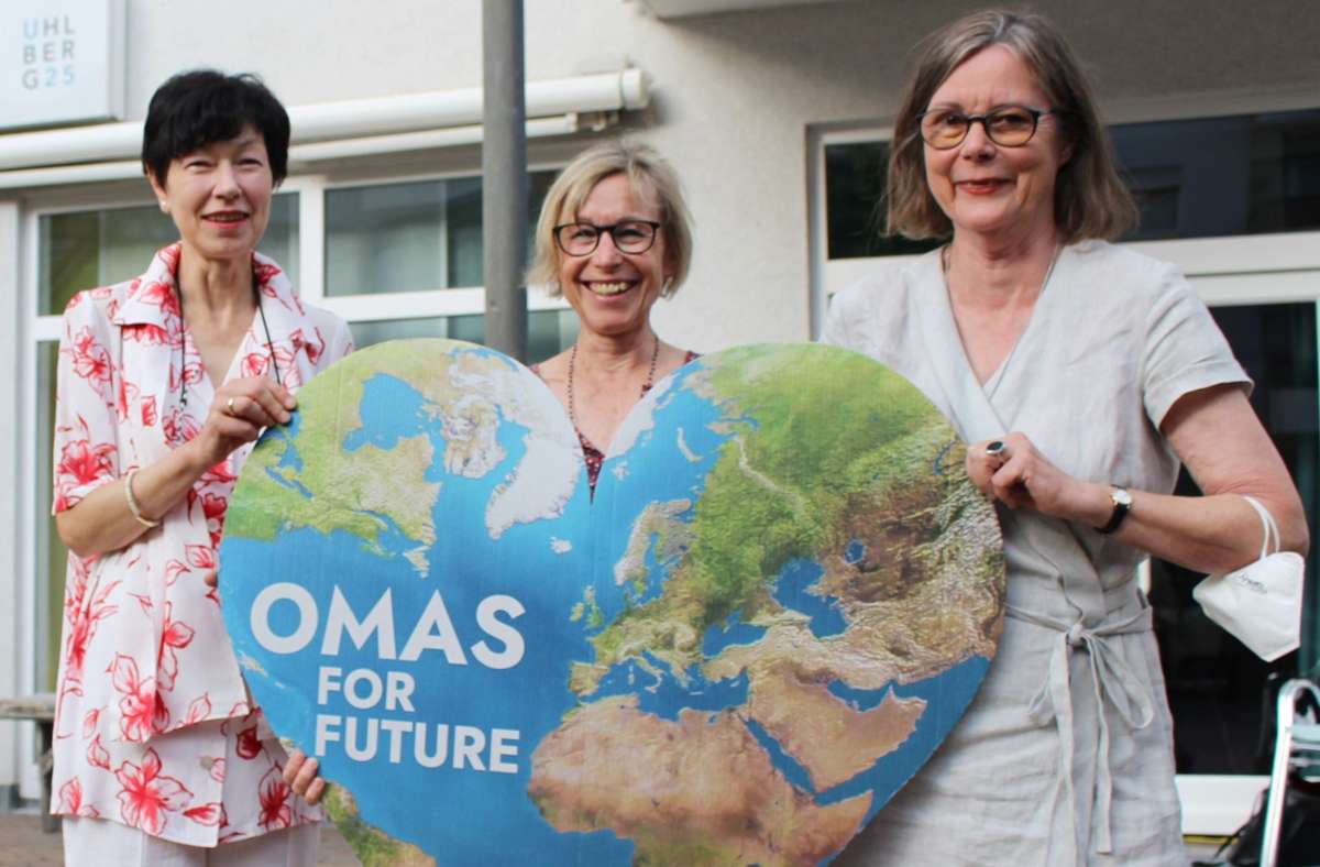 Sie setzen sich für den Umweltschutz ein (von links): Cornelia Fritsch, Angelika Leins und die Initiatorin Ursula Thaa-Klein. Foto: Caroline Holowiecki