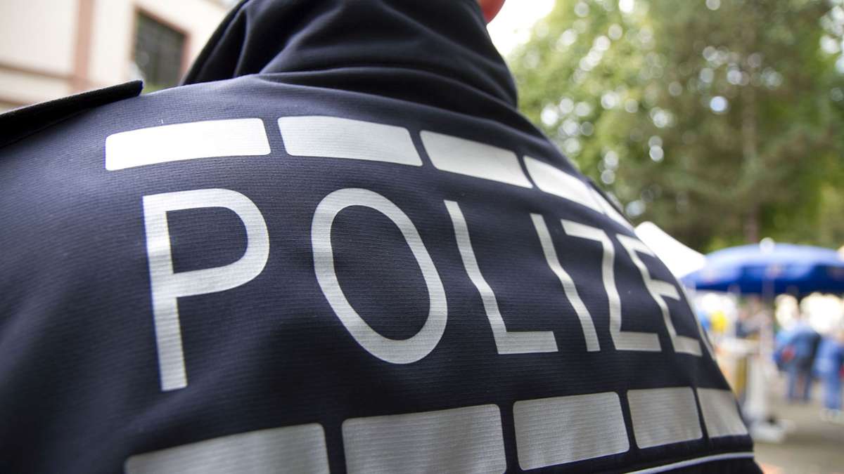 Die Polizei fahndet nach der vermissten Acelya K. aus Gäufelden-Öschelbronn.