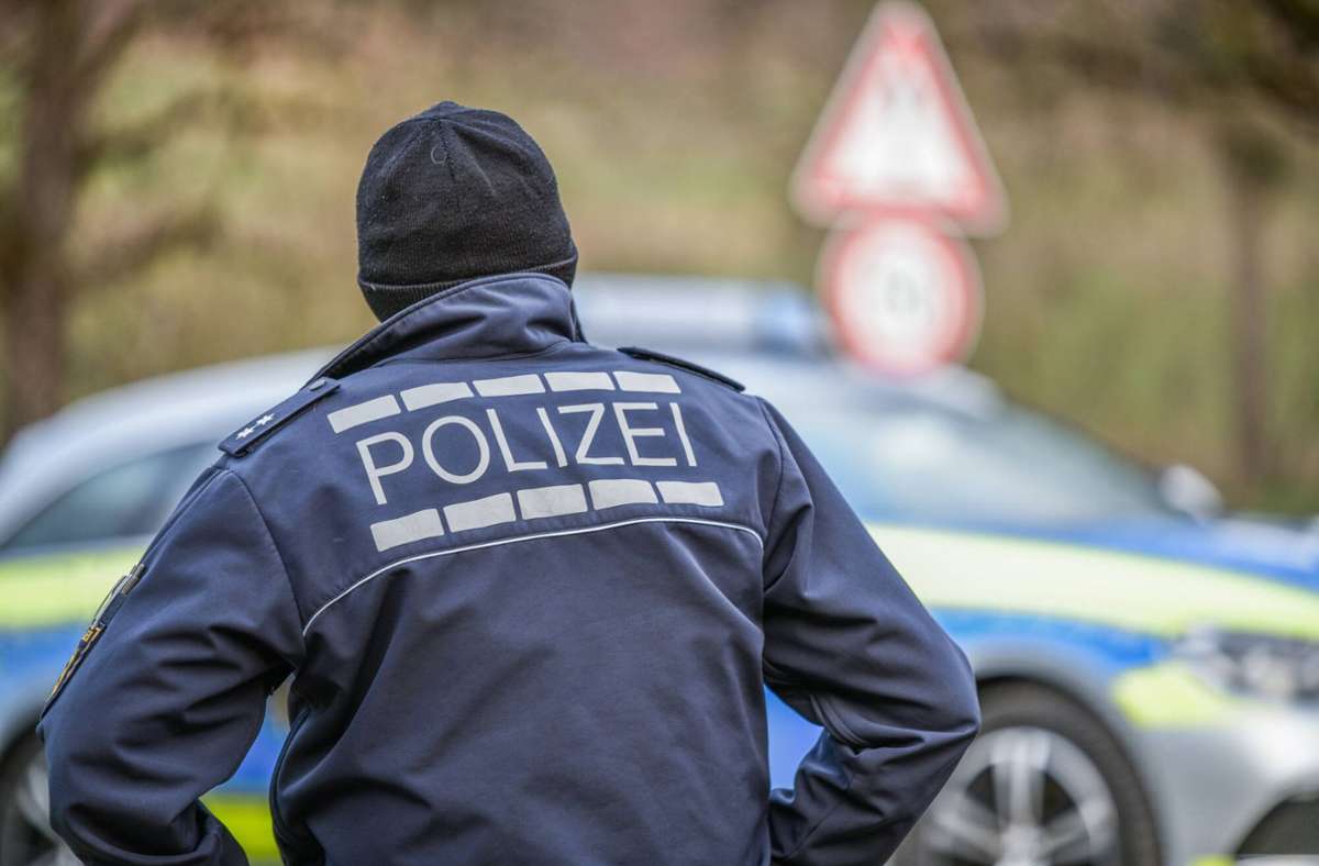 Vorfall in Biberach: Mit Pistole auf Auto geschossen? – Polizei sucht Lkw-Fahrer