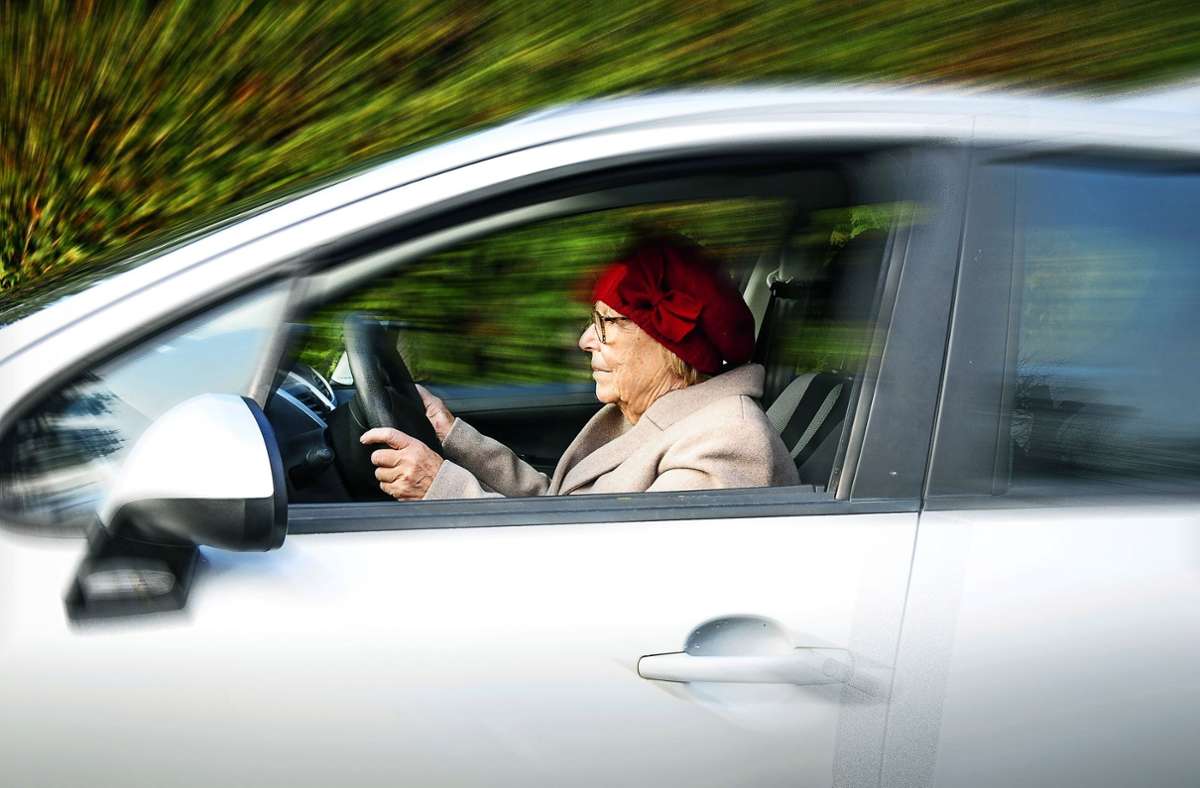 Fahrtraining für Senioren: Immer kräftig in die Eisen steigen