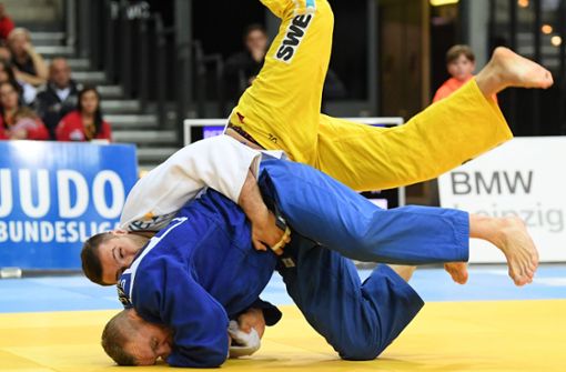 Die Finalrunde der Judo-Bundesliga, wie hier vor einigen Jahren gegen Leipzig, ist Dimitri Peters (gelbe Hose) – in seinem Abschiedsjahr – und dem KSV Esslingen heuer nicht vergönnt. Foto: picture alliance/Hendrik Schmidt