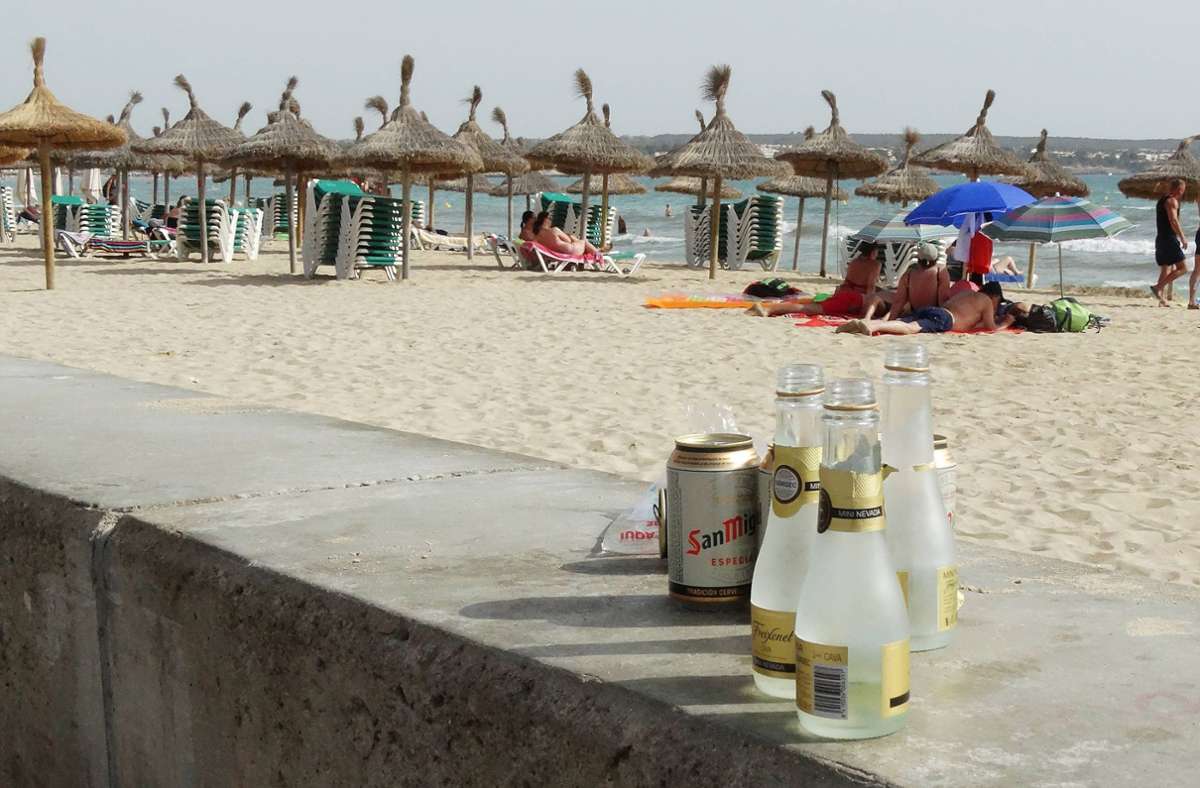 Kontrast zu Alkoholpartys am Ballermann: Bibel statt Becks: Christen halten Gottesdienste am Strand von Mallorca