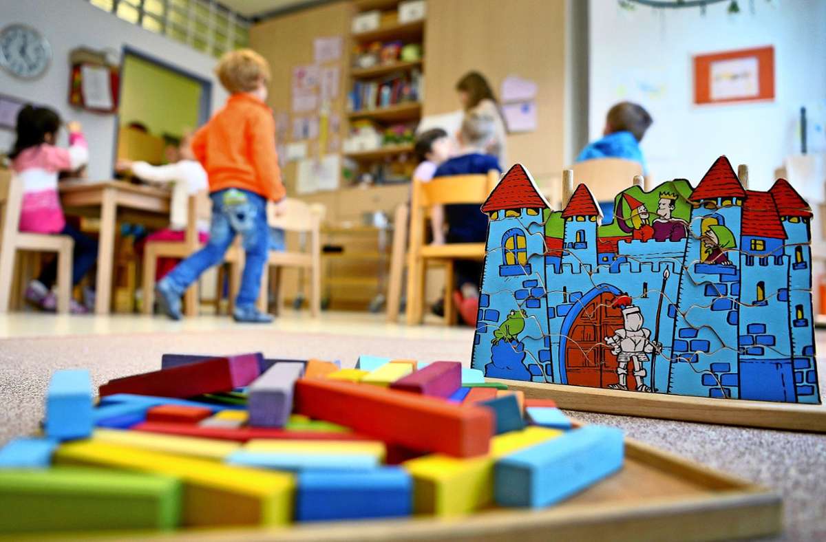 Kinderbetreuung in Baden-Württemberg: Kitas starten nach Ostern ohne  mehr Coronaschutz