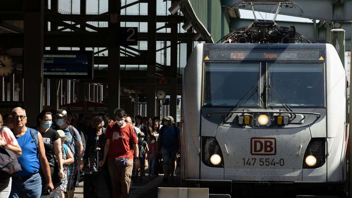 Züge zwischen Stuttgart und Zürich: Neue Wege für die Gäubahn?