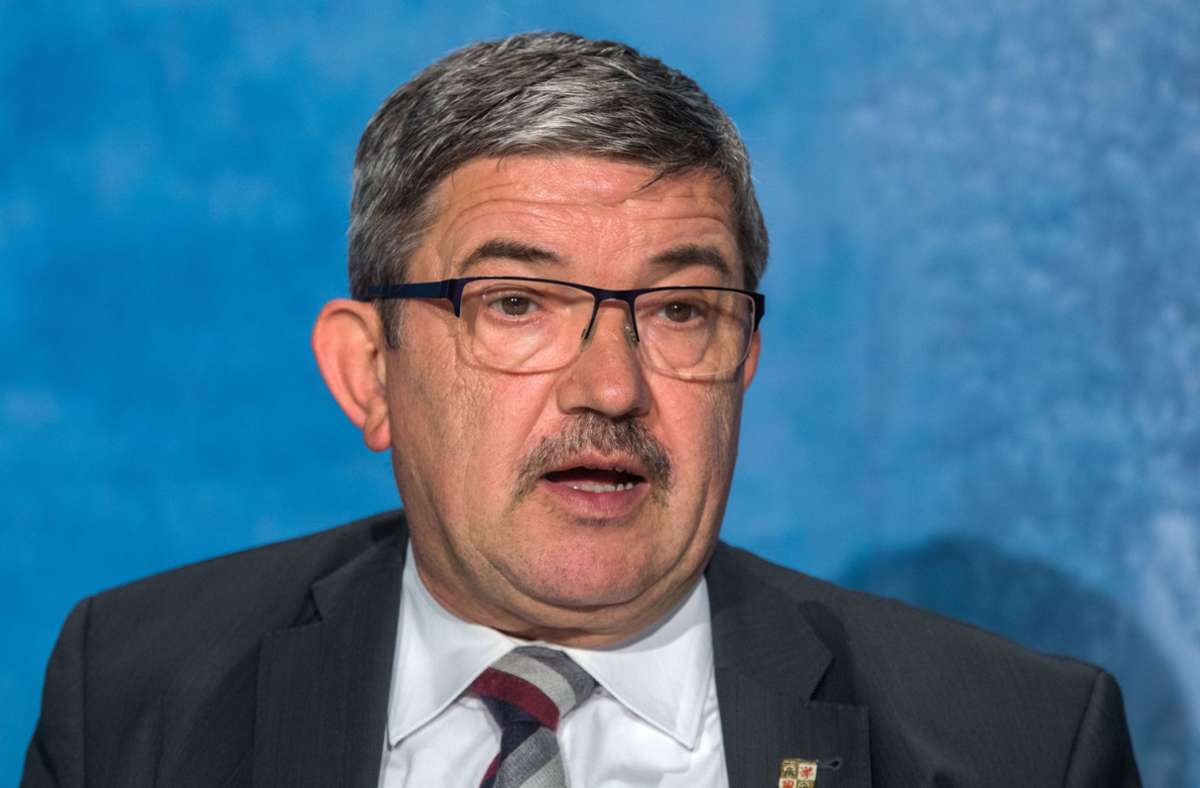 Mecklenburg-Vorpommern: Innenminister Lorenz Caffier tritt zurück