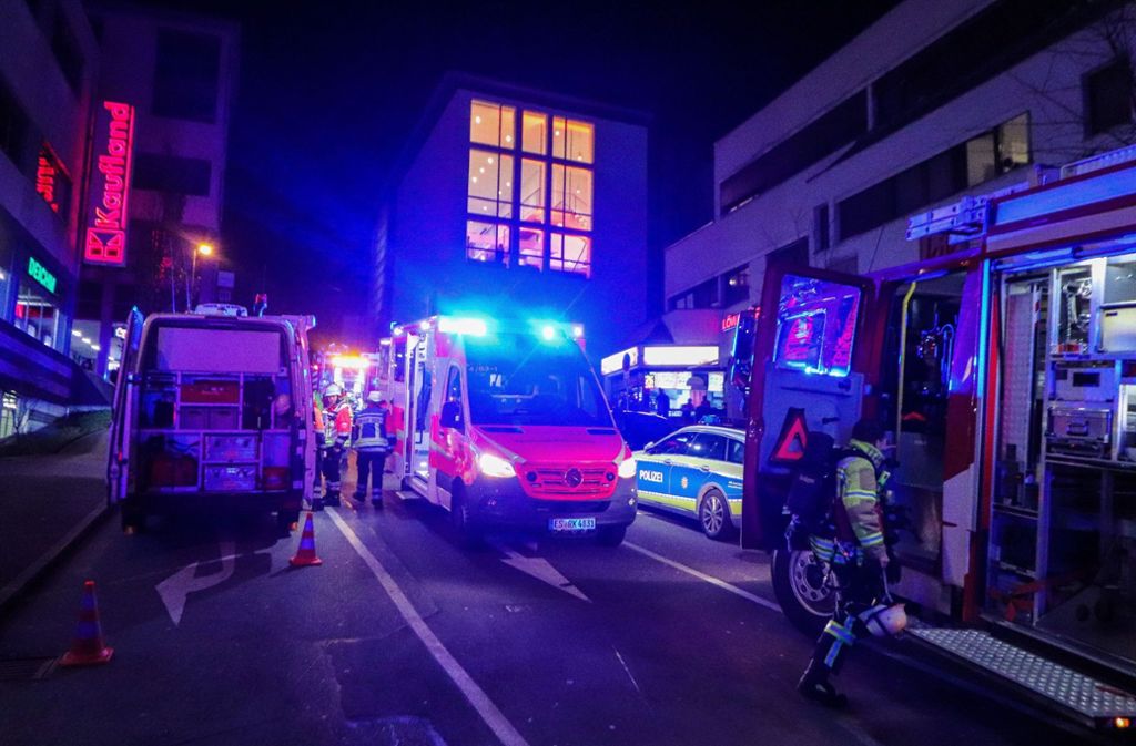 Feuerwehreinsatz Nürtingen: Zimmerbrand in Seniorenzentrum