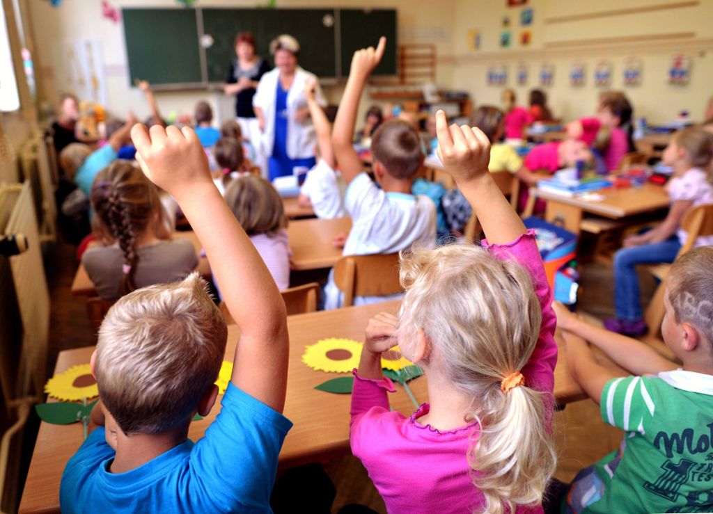 Grundschulen gelten als wichtiger Standortfaktor für Familien vor Ort: Eine Schule - eine Klasse: Die Schwierigkeiten kleiner Grundschulen