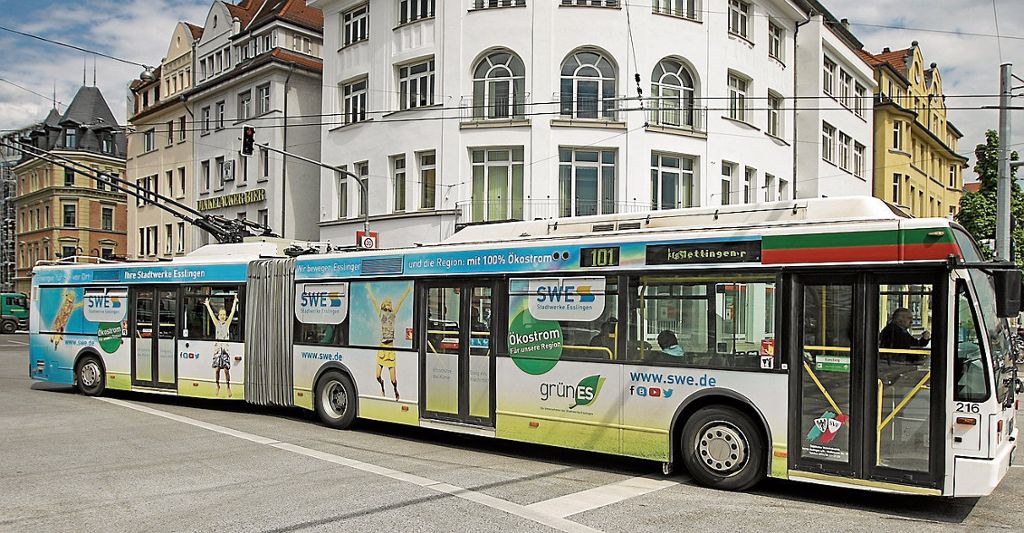 Der bekannte und moderne Hybridbus mit Anschluss an die Oberleitung. Zukunftstechnik oder nur Übergangslösung? Darüber streiten auch die Fachleute.