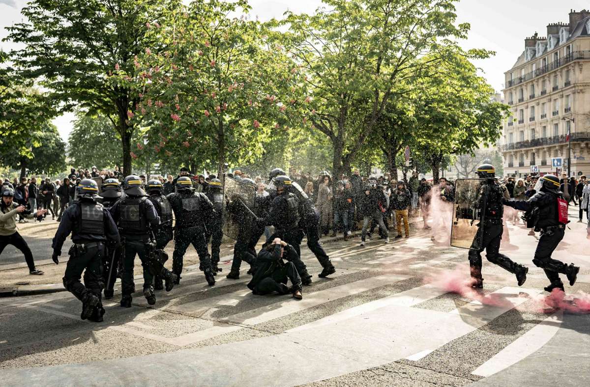 1. Mai: 540 Festnahmen in Frankreich nach Krawallen