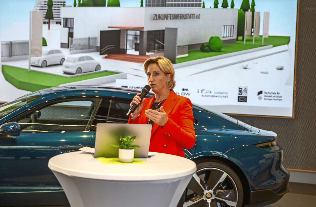 Zukunftswerkstatt 4.0 in Esslingen: Ein Schaufenster in die Zukunft der Automobilwirtschaft