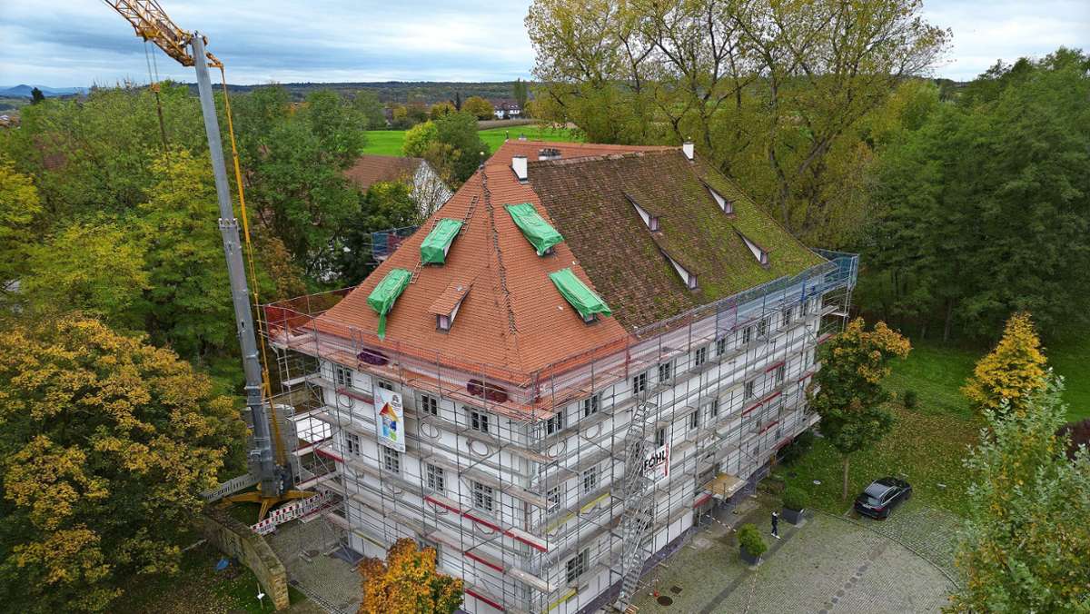 Köngener Schloss: Deshalb wird das Dach  schon wieder neu gedeckt