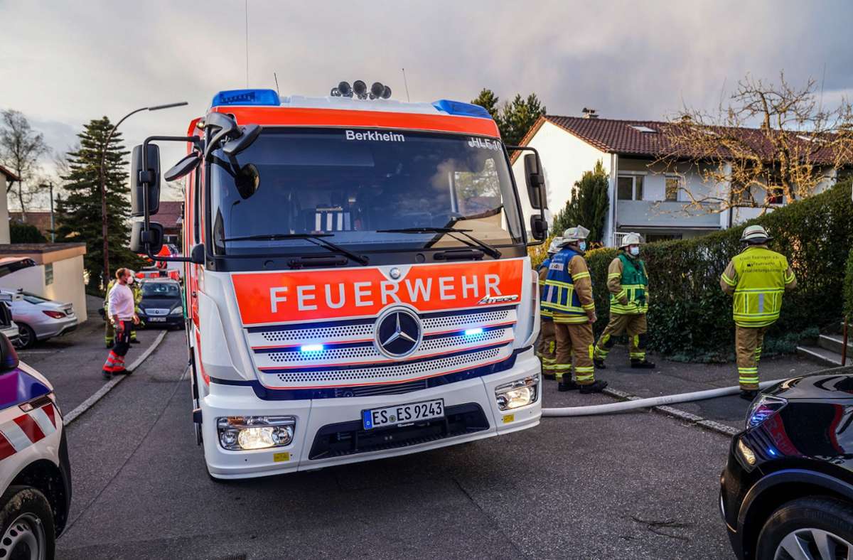 Feuerwehreinsatz in Esslingen: Fünfjähriger verursacht Brand in Kinderzimmer